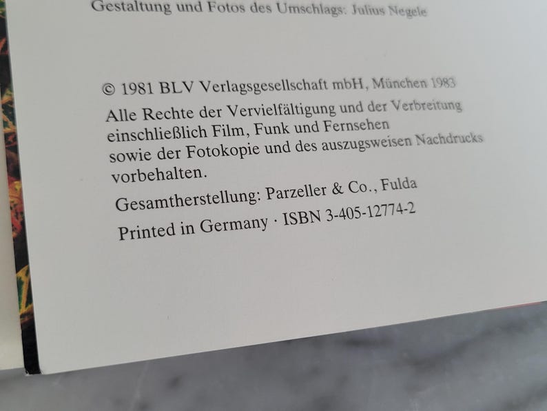 Vintage Book housebook of Houseplants Guide Plants by Karlheinz Jacobi