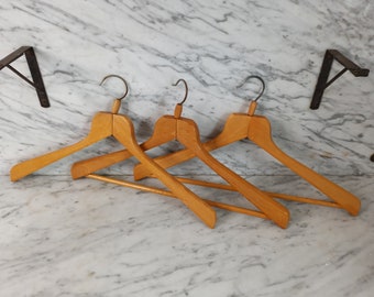 3 retro clothes hangers / wardrobe hangers / coat hangers / suit hangers / wooden hangers / wardrobe