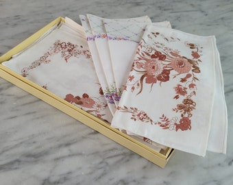 Pack of 10 vintage handkerchiefs / ladies handkerchiefs / fabric handkerchiefs