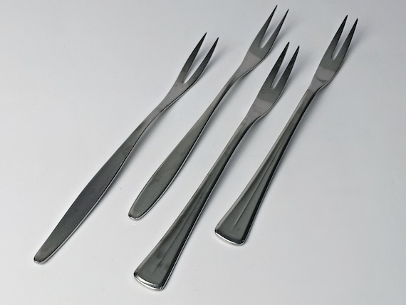 2 Stück elegante Bratengabel / WMF / Besteck / Zwei Zinken / Anlegebesteck / Servierbesteck / Edelstahl / Cromargan Germany