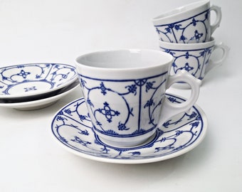 1 x old coffee cup with plate / tea cup / Indian Blue / Blau Saks / onion pattern / saucer / Jäger Porzellan / replacement cup
