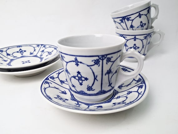 1 x alte Kaffeetasse mit Teller / Teetasse / Indian Blue / Blau Saks / Zwiebelmuster / Untertasse / Jäger Porzellan / Ersatztasse