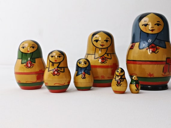 Puppen- & Kasperletheater 5-teilig Matrjoschka Matruschka Russische