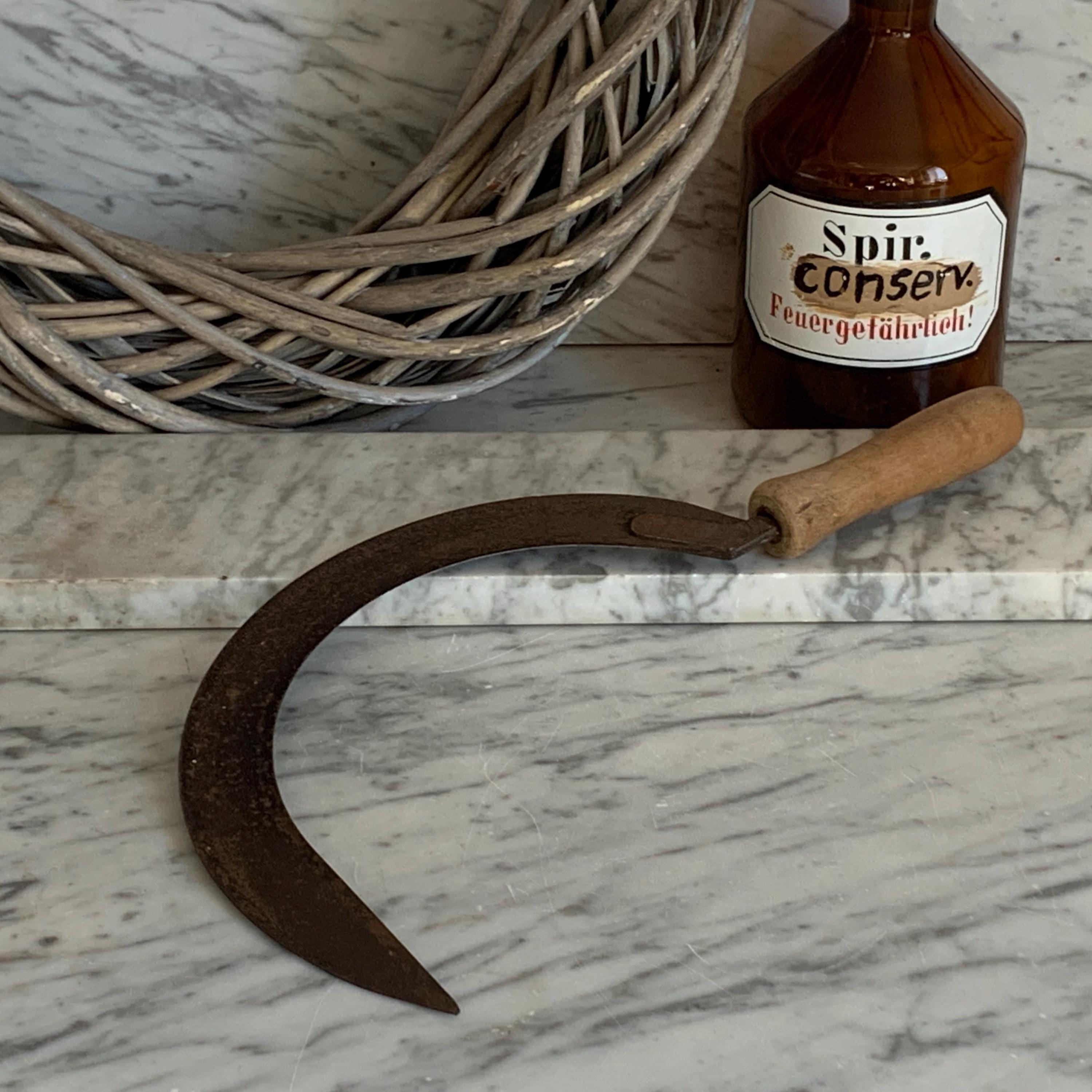 Vintage sickle / hand scythe / garden tools / rusty sickle / small scythe for fodder / fodder scythe / gardening