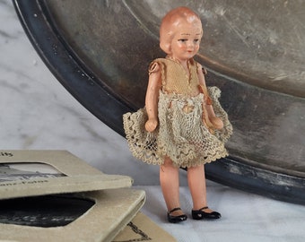 antique, small doll / tiny toy / 1920s / mass / ceramic / doll for the dollhouse