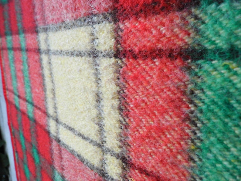 Old checkered blanket warm blanket vintage plaid