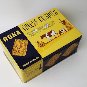 Vintage tin can / large biscuit tin / old cracker tin CHEESE CROUSPIES from Holland Delft yellow blue / empty!