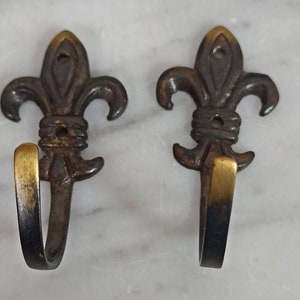 2 hooks for the over curtain / vintage tieback hooks / curtain hooks made of brass / tieback for curtain