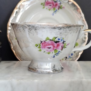 Vintage coffee cup with saucer / tea cups / cup mother of pearl + flowers / floral decor / Chodziez Made in Poland / Polish porcelain