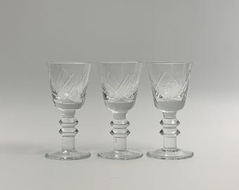 3 crystal liqueur glasses / shot glasses / crystal glasses / glasses for shots / vintage shot glasses / sherry glasses