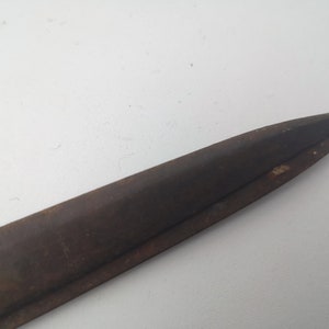 large rusty scissors / hatter / tailor's scissors / BROCANTE / around 1940 / vintage image 7