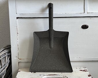 Vintage dustpan/dustpan, enamel/grey dustpan