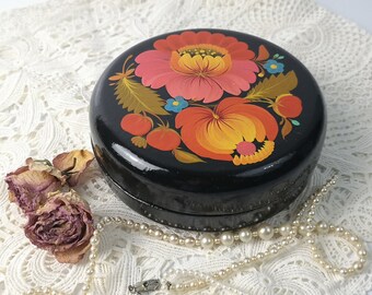 Vintage Khokhloma lidded box / colorful wooden box / Soviet folk art / Hand-painted casket Ø 15.5 cm (6")