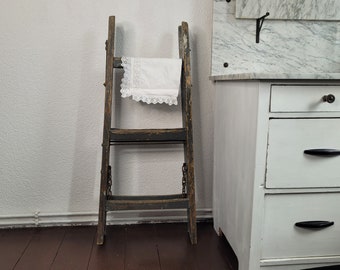 Old stepladder / short stepladder / small folding ladder / rustic wooden ladder / industrial / brocante / shabby - primitive decoration