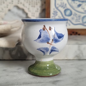 Vintage ceramic egg cup / handmade