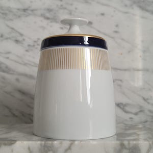 Vintage sugar bowl / lidded jar by Lichte Porcelain / blue and gold / GDR tableware