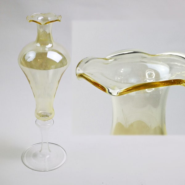 Feine Vase von Lauscha Glas / mundgeblasen und handgeformt / Gobletvase / Glasvase / Lauschaer Glas /  20,5cm