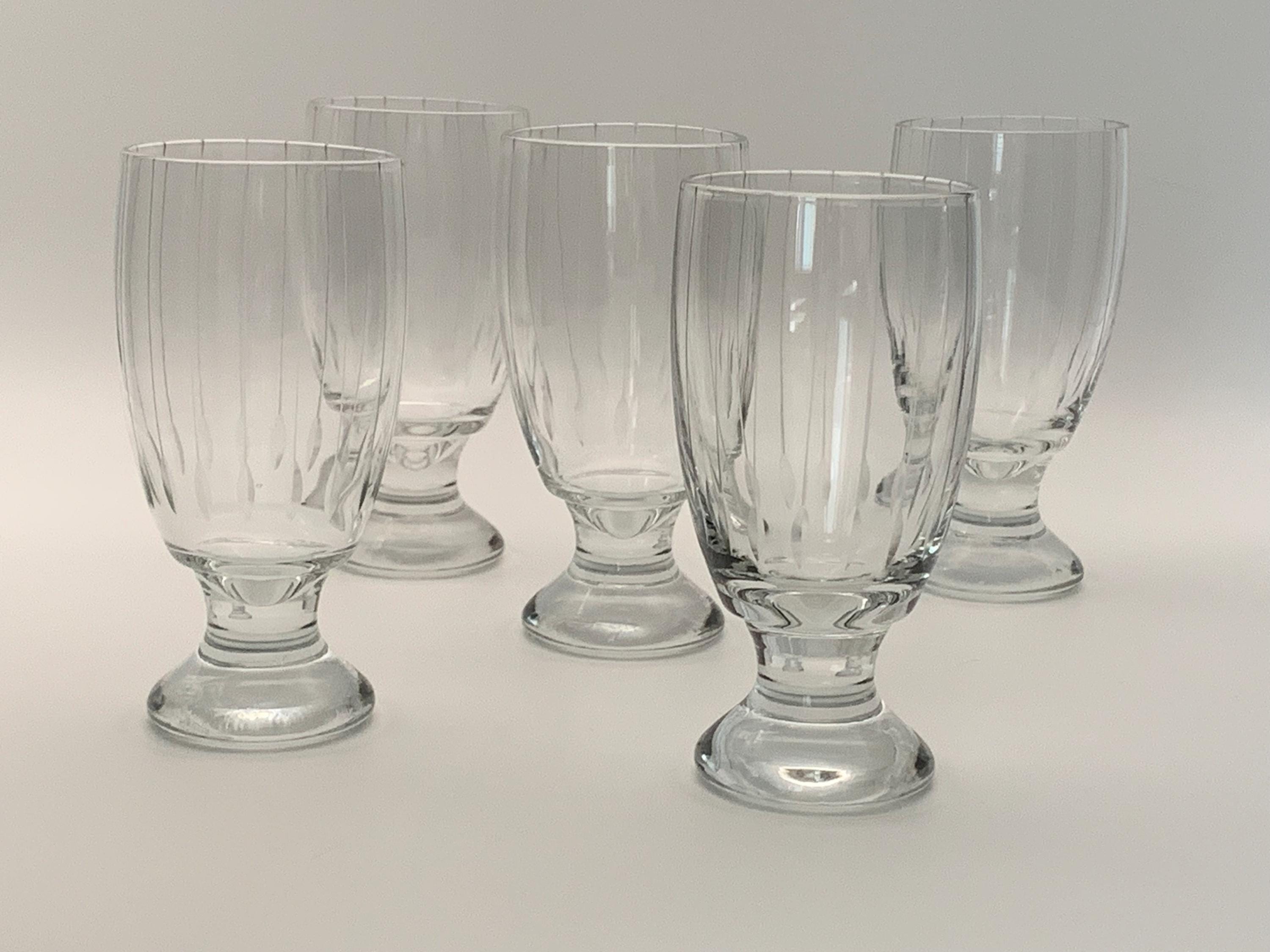 5 alte Gläser / Vintage Wassergläser / rustikale Weingläser / geschliffene, zeitlose Gläser / festlich gedeckter Tisch
