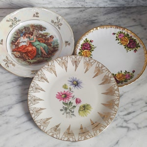3 pratos - pratos de coleção - pratos de bolo - pratos de sobremesa - cottage chic - brocante - coleção de pratos com bordas douradas
