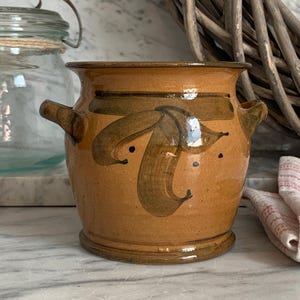 Old ceramic pot / grease pot / pottery / clay pot with handles / lard pot from the pottery market / grease pot