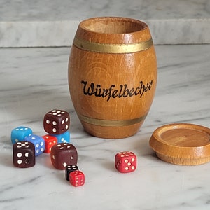 Vintage wooden dice cup / 10 small dice / miniature dice / dice games / lying max / puzzle
