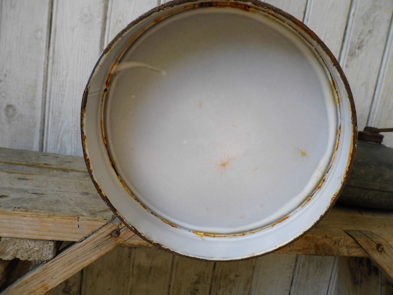 old enamel bucket white