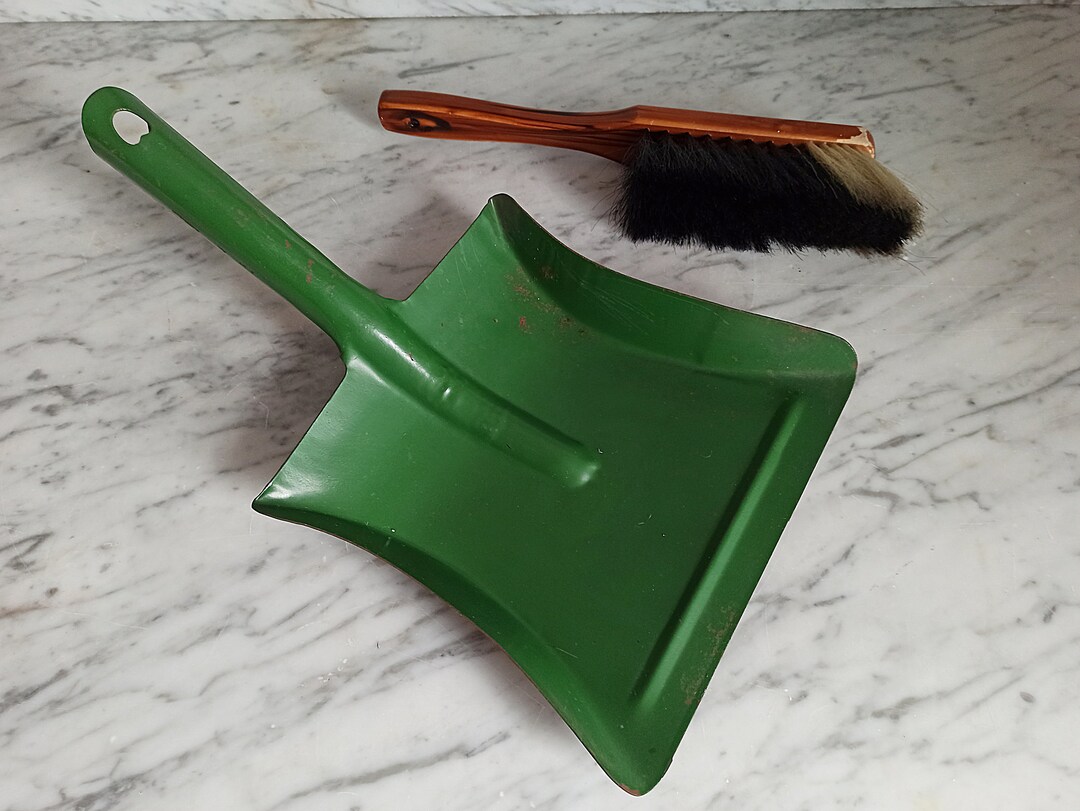 Vintage Dustpan With Hand Brush / Dustpan / Garden Shovel Etsy
