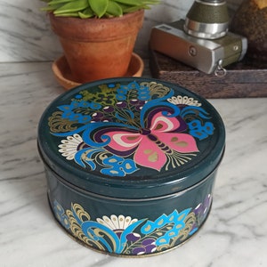 Retro tin can / GDR biscuit tin tin can VEB Wikana Wittenberg / pastry tin / biscuit tin Ø 160 mm