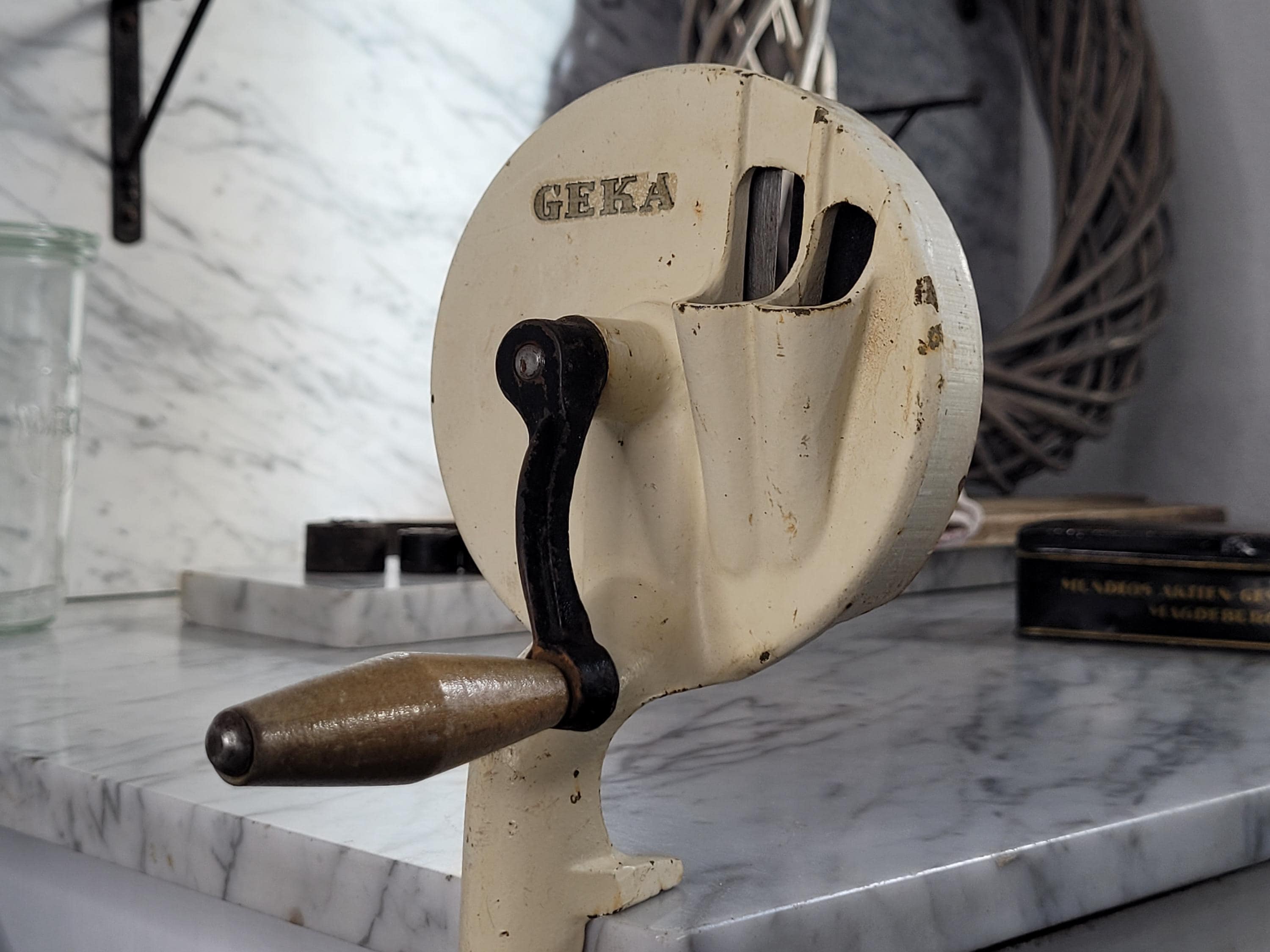 old bean cutter / bean cutting machine / vintage decoration