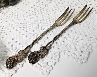 2 silver cake forks / 835 silver / Hildesheim Rose / pastry / dessert forks / small forks
