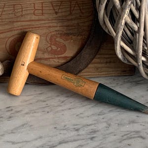 Vintage wooden planting stick / planting stick / garden tool / bulb planter, planting wood, dibber for the garden / gardening, flowerbed
