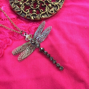 Dragonfly Pendant Necklace, Bug Jewelry, Dragonfly Jewelry, Insect Necklace, Nature Jewelry, Dragonfly Gift, Rhinestone Necklace