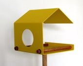 bird - bird feeder - bird hause - garden decoration - flyby - yellow