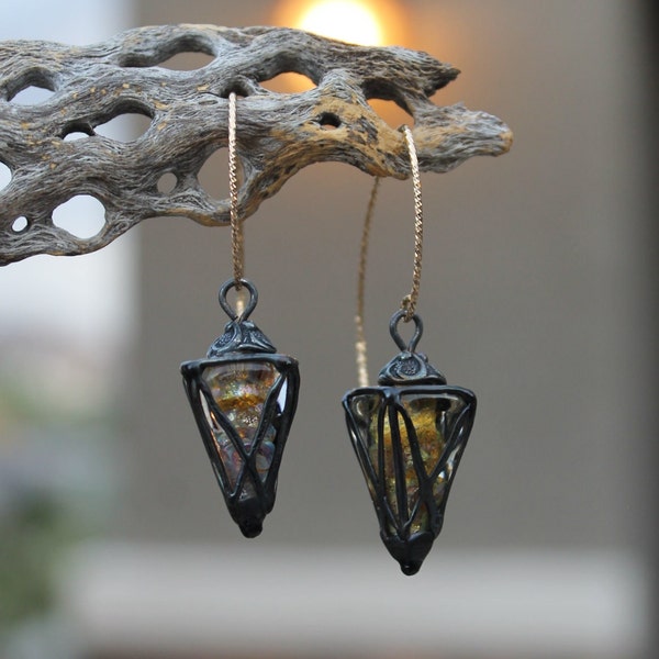 •LANTERN• gold dangle earrings