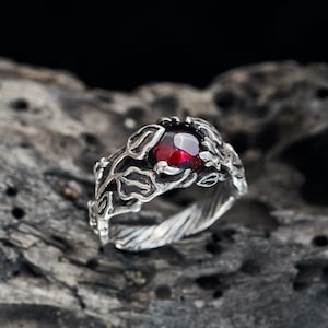 Red Garnet Ring &quot;Freesia&quot; | Vintage ring | Garnet jewelry | Flower ring | Branch Ring | Sterling Silver Ring | Antique Engagement ring