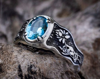 Anillo de topacio azul suizo «Mudra» / Anillo de loto / Anillo de piedra preciosa / Anillo de piedra azul / Piedra natal de noviembre / Anillo de Buda / Algo azul para la novia