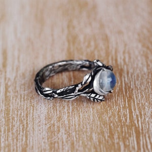 Mondstein Verlobungsring für Sie Mondstein Ring Silber Dreifacher Mond Ring Mond Ehering Vintage Ring Mondphase Ring Frauen Ring Bild 7