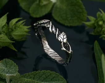 Boho Nature  Ring "Sierra"| Hippie Leaf Ring | Blackened Silver Ring | Bohemian Ring | Botanical Ring | Anniversary Ring  | Wedding band