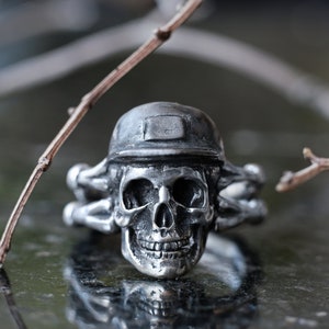 Bague tête de mort Silver bro Bague gothique en argent 925 Anneau de crâne dargent Bague de motard chunky Anneau de métal lourd Bague Souvenir Mori Bague Punk image 3