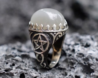 Moonstone Pentagram Ring | Mens ring | Sterling Silver ring for women | Witch Ring | Wiccan jewelry | Witchcraft jewelry | Gothic ring