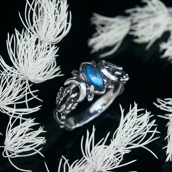 Labradoriet Ring “Mona” Sterling zilveren ring | Maanring | Labradoriet sieraden | Hemelse ring | Hemelse sieraden | Drievoudige maanfasering