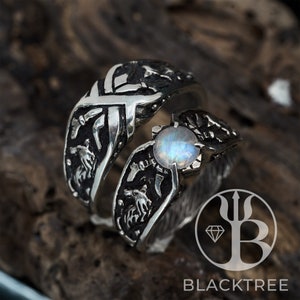 Viking Wedding Band Set "Wolves" | Viking Jewelry | Norse Wedding Band | Viking ring men | Wolf ring | Celtic Moonstone wedding bands set