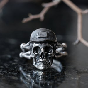 Bague tête de mort Silver bro Bague gothique en argent 925 Anneau de crâne dargent Bague de motard chunky Anneau de métal lourd Bague Souvenir Mori Bague Punk image 6