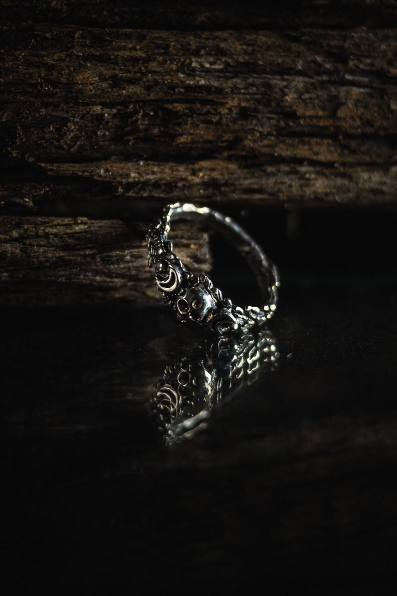 Skull Ring Florie 925 Silver Gothic Ring Biker Ring Viking Nature Ring Heavy Metal Ring Memento Mori Ring Floral Punk Ring zdjęcie 5