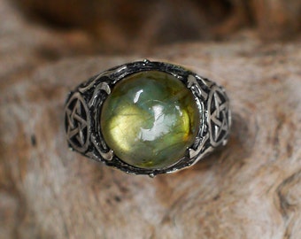 Pentagram Ring for women & ring for men "Ishtar" | Labradorite ring men | Witch jewelry |  Pagan Jewelry | Gemstone ring | Wiccan jewelry