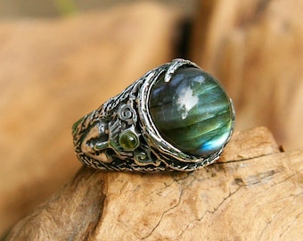 Labradorite Ring for Women "Aurora" | Vintage ring | Gemstone ring | Statement ring | Roman ring | Aquamarine ring | Sterling Silver ring