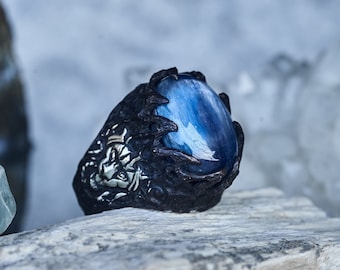 Black Kyanite Ring "Wise Lion" | Mens ring | Lion ring for men | Statement ring | Gifts for men | Mens Sterling silver ring