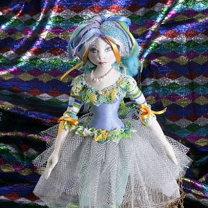 Tallulah by Jan Horrox. cloth doll Pattern