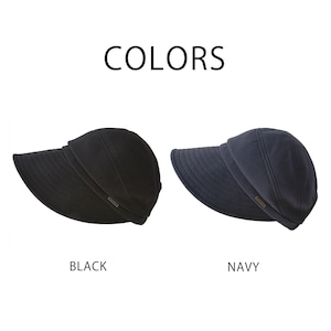 Puede incluir: Dos sombreros para mujer, uno negro y otro azul marino, con un ala ancha y una corona peque&ntilde;a. Los sombreros est&aacute;n hechos de una tela suave y c&oacute;moda y tienen un dise&ntilde;o simple y elegante.