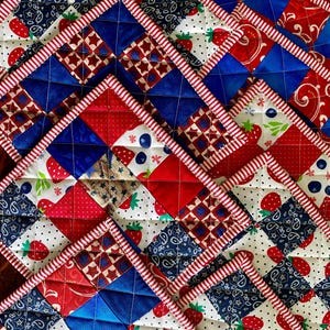 4th of July Potholder, Patriotic Hot Pad, Handmade, Fruits and Berries, Kitchen Linens,